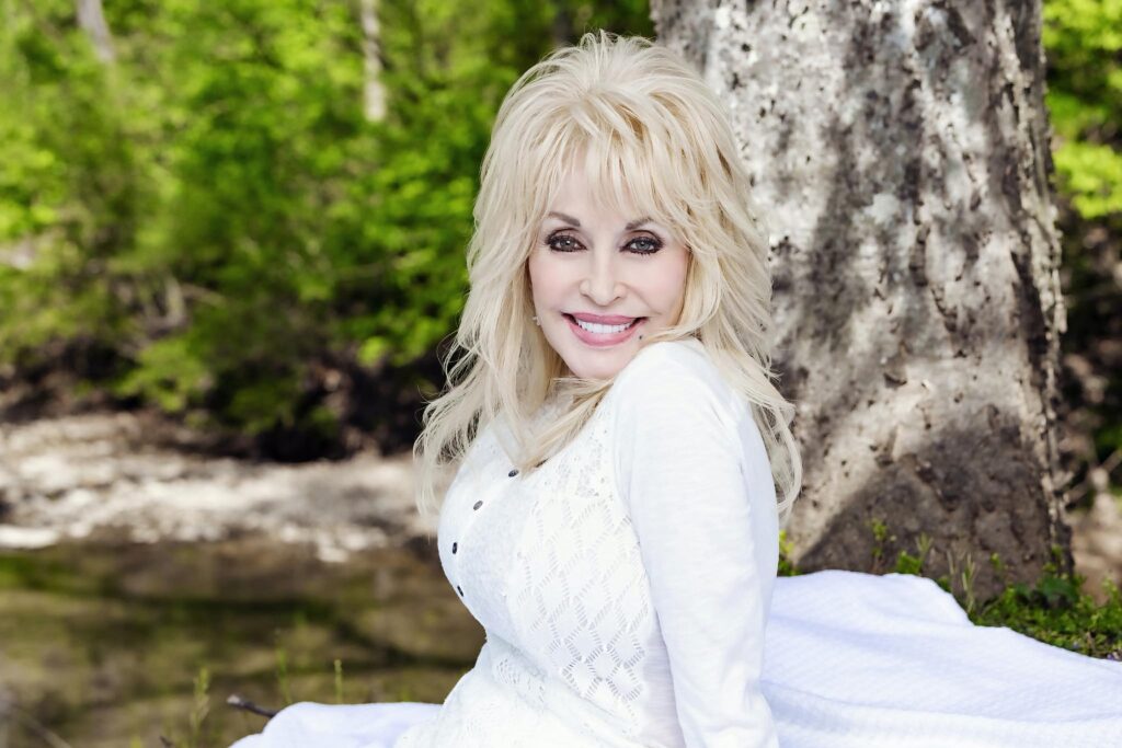 El mundo del country está de duelo, Dolly Parton fallece a los 80 años