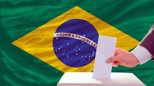 Brasil celebra una elección histórica con Lula y Flávio Bolsonaro disputando la Presidencia