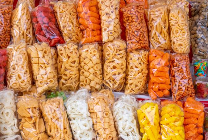 ¡Se elimina la comida chatarra en las escuelas! La SCJN confirma la prohibición y la extiende hasta las universidades